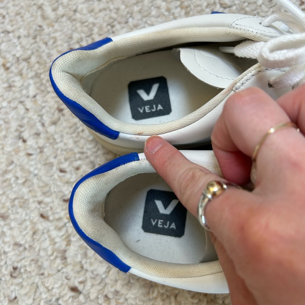Veja V-12 LEATHER WHITE PAROS - Picture 6 of 9